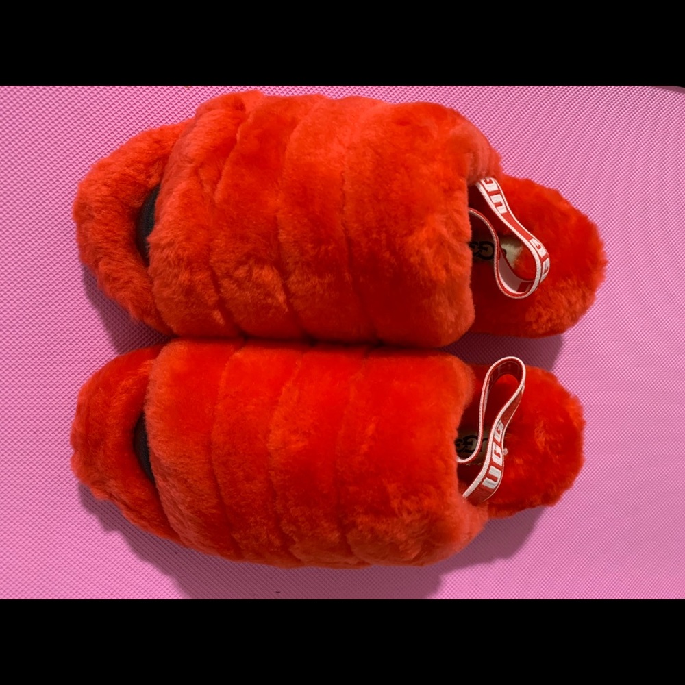 Ugg slides